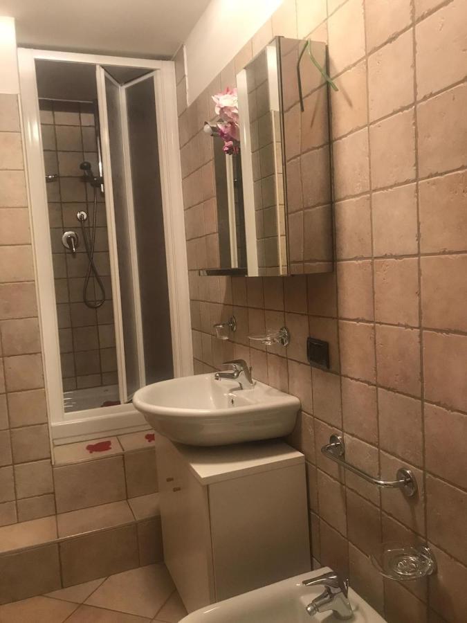 Apartment Just Close To The Lake In 벨라지오 외부 사진